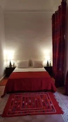 Comfort Tek Büyük Yataklı Oda (Izza)