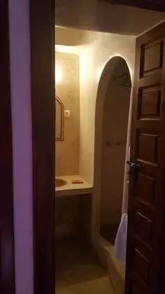 Comfort Tek Büyük Yataklı Oda (Izza)