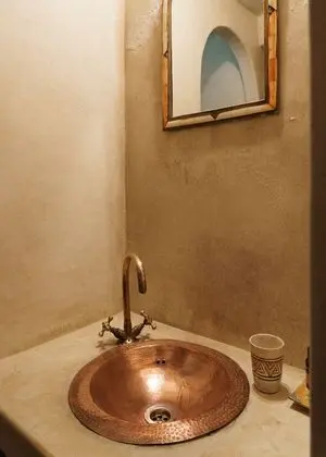 Comfort Tek Büyük Yataklı Oda (Izza)