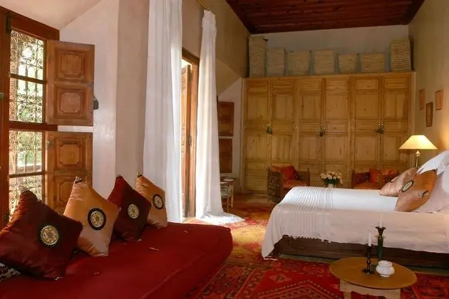 Deluxe Oda (Hibiscus)