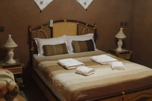 Tek Büyük Yataklı Oda (Aghane)