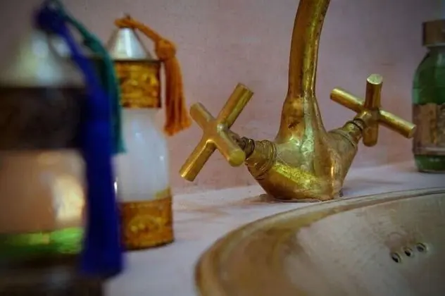 Tek Büyük Yataklı Oda (Rouge)