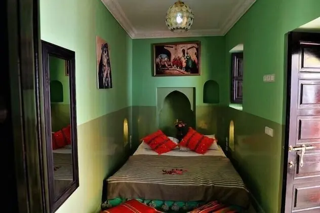 Tek Büyük Yataklı Oda (Verte)