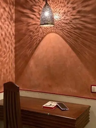 Süit, Banyolu/Duşlu, Havuz Manzaralı (Kahina)