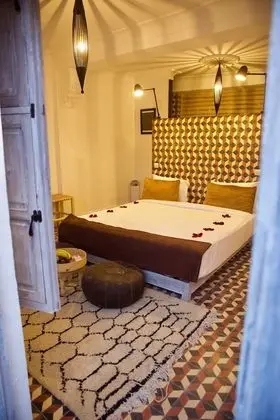 Junior Tek Büyük Yataklı Oda