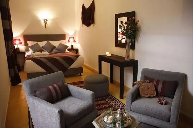Senior Süit, 1 Çift Kişilik Yatak ve Çekyat, Avlu Manzaralı