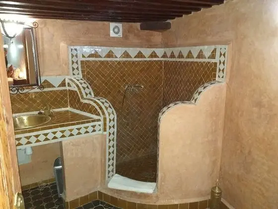 Tek Büyük Yataklı Oda (1 - Sellou)