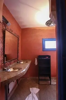 Family Oda, Ortak Banyo