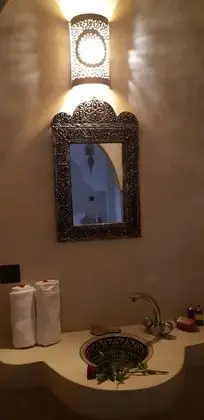 Deluxe Tek Büyük Yataklı Oda, 1 Büyük (Queen) Boy Yatak, Sigara İçilmez