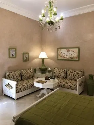 Junior Tek Büyük Yataklı Oda, 1 Büyük (Queen) Boy Yatak, Sigara İçilmez, Bahçe Manzaralı