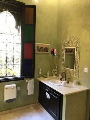 Junior Tek Büyük Yataklı Oda, 1 Büyük (Queen) Boy Yatak, Sigara İçilmez, Bahçe Manzaralı