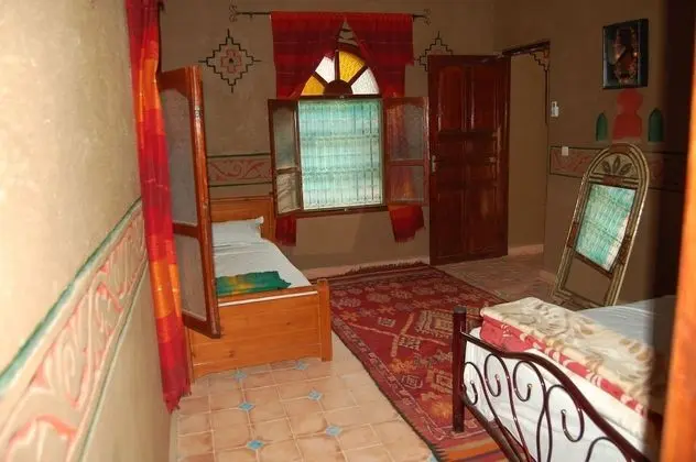 Üç Kişilik Oda (Targua 1)