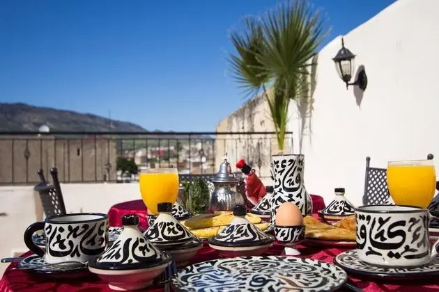 Oda, 1 Yatak Odası, Sigara İçilebilir, Teras