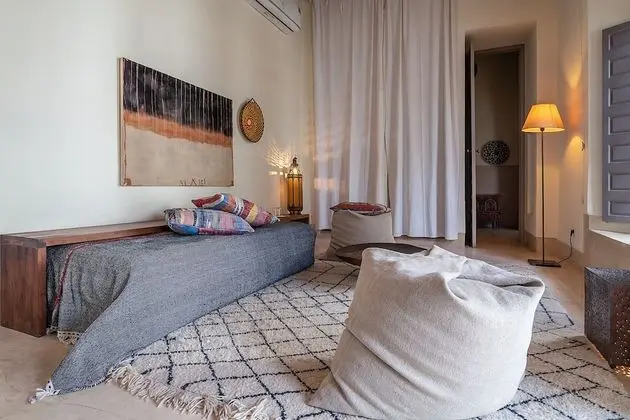 Deluxe Süit, 1 Çift Kişilik Yatak, Avlu Manzaralı