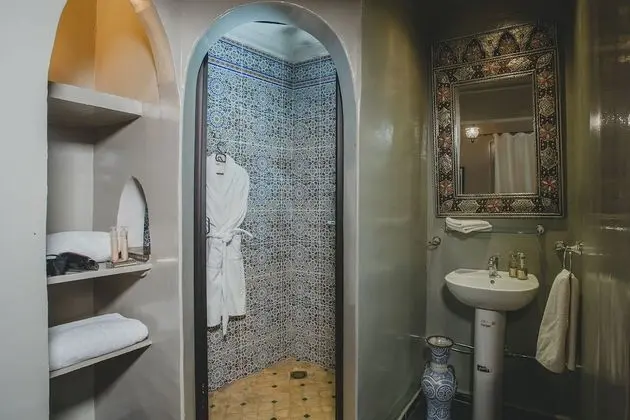 Family Süit, Sigara İçilmez