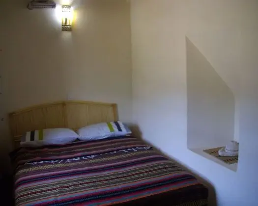 Tek Büyük Yataklı Oda