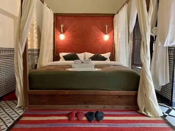 Tek Büyük Yataklı Oda, Avlu Manzaralı