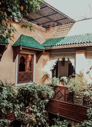 Gallery Tek Büyük Yataklı Oda (Romantic)