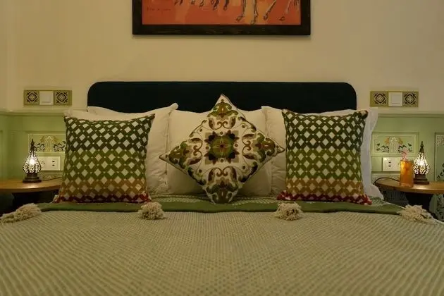 Deluxe Üç Kişilik Oda, Banyolu/Duşlu (Zahia)