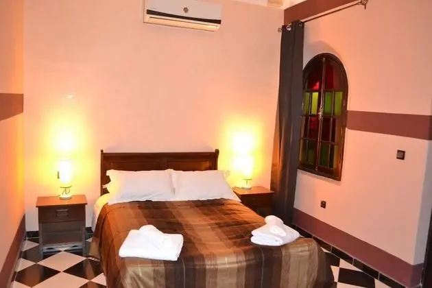 Tek Büyük Yataklı Oda, 1 Çift Kişilik Yatak