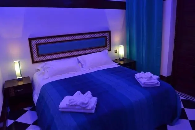 Tek Büyük Yataklı Oda, 1 Çift Kişilik Yatak