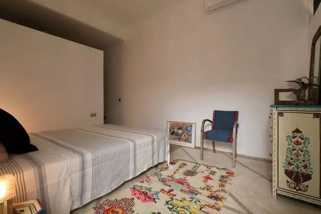 Deluxe Oda, Sigara İçilmez