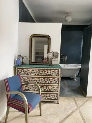 Deluxe Oda, Sigara İçilmez