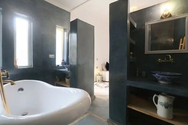 Deluxe Oda, Sigara İçilmez