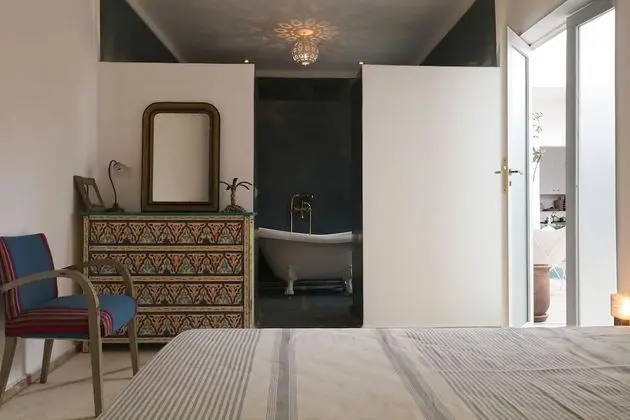 Deluxe Oda, Sigara İçilmez