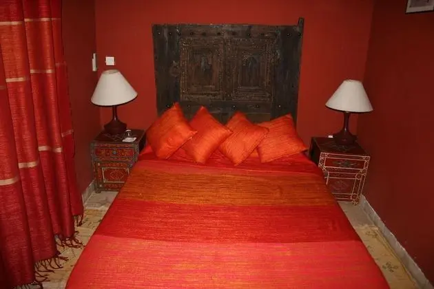 Standard Tek Büyük Yataklı Oda