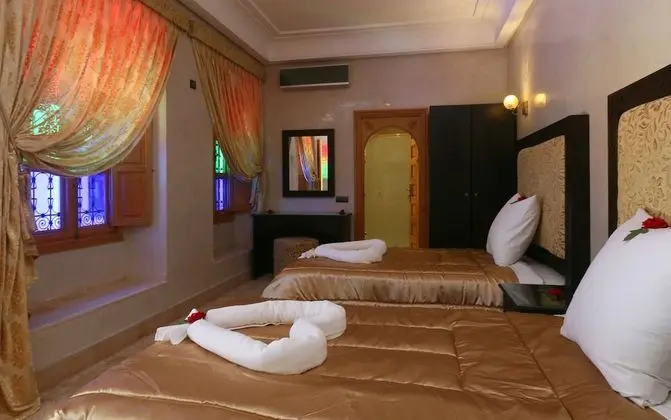 Deluxe Üç Kişilik Oda