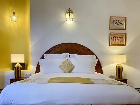 Deluxe Tek Büyük Yataklı Oda