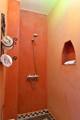 Classic Tek Büyük Yataklı Oda, Özel Banyo (Chambre Takka)