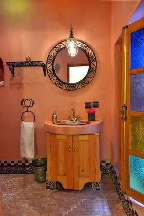 Classic Tek Büyük Yataklı Oda, Özel Banyo (Chambre Tizsi)