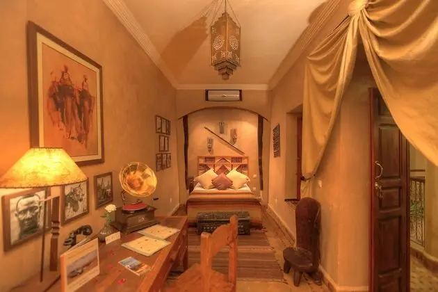 Superior Tek Büyük veya İki Ayrı Yataklı Oda