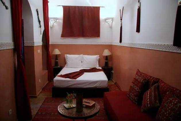 Superior Tek Büyük Yataklı Oda (Hibiscus)