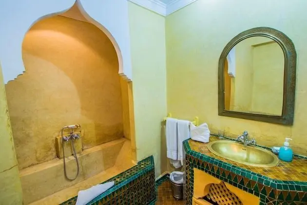 Superior Tek Büyük veya İki Ayrı Yataklı Oda