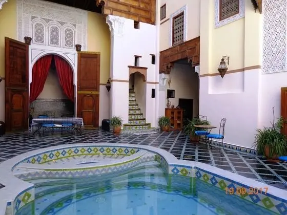 Family Oda, 2 Büyük (Queen) Boy Yatak