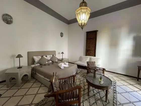 Deluxe Tek Büyük Yataklı Oda (Jasmin)