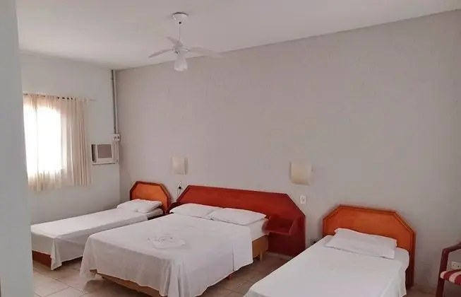 Üç Kişilik Oda