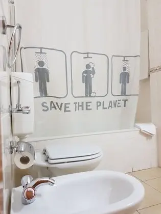 Tek Büyük veya İki Ayrı Yataklı Oda, Balkon