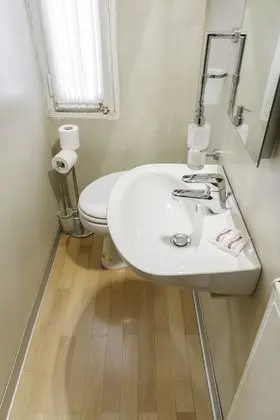 Apart Daire, Balkon (Check-in location Santa Croce 515)