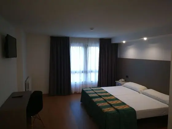 Tek Büyük veya İki Ayrı Yataklı Oda