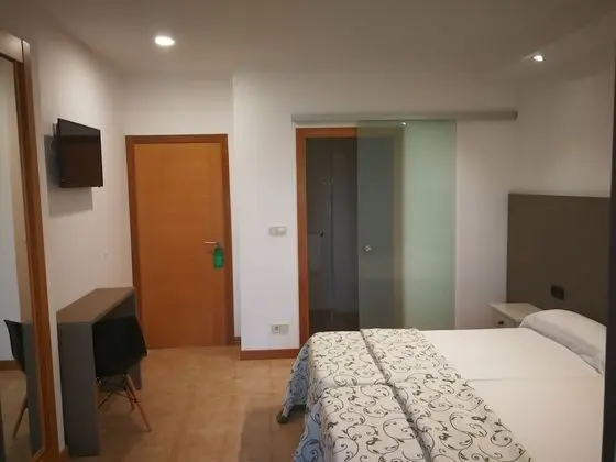 Tek Büyük veya İki Ayrı Yataklı Oda