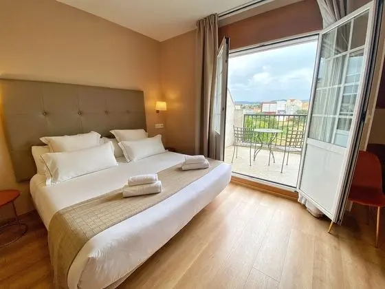 Deluxe Tek Büyük Yataklı Oda