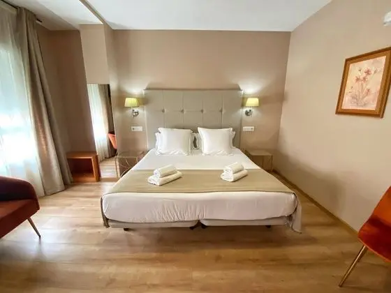 Tek Büyük Yataklı Oda