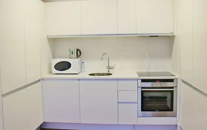 Çatı Katı (Loft), Nehir Manzaralı (Rua Infante Dom Henrique, 87)