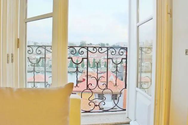 Çatı Katı (Loft), Nehir Manzaralı (Rua Infante Dom Henrique, 87)