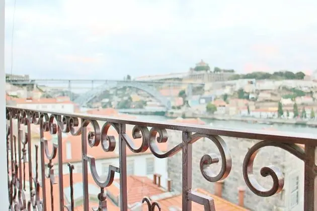 Çatı Katı (Loft), Nehir Manzaralı (Rua Infante Dom Henrique, 87)