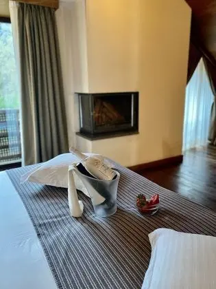 Süit, Sıcak Su Küveti